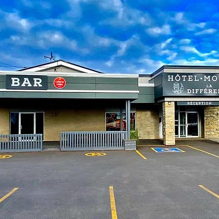 Hotel-Motel La Difference Sainte-Marie Bagian luar foto