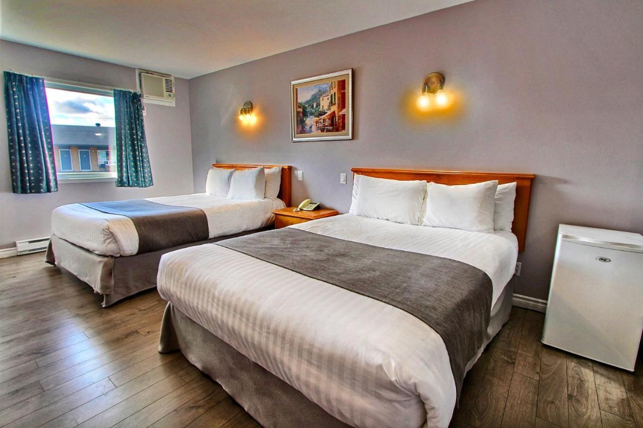 Hotel-Motel La Difference Sainte-Marie Bagian luar foto