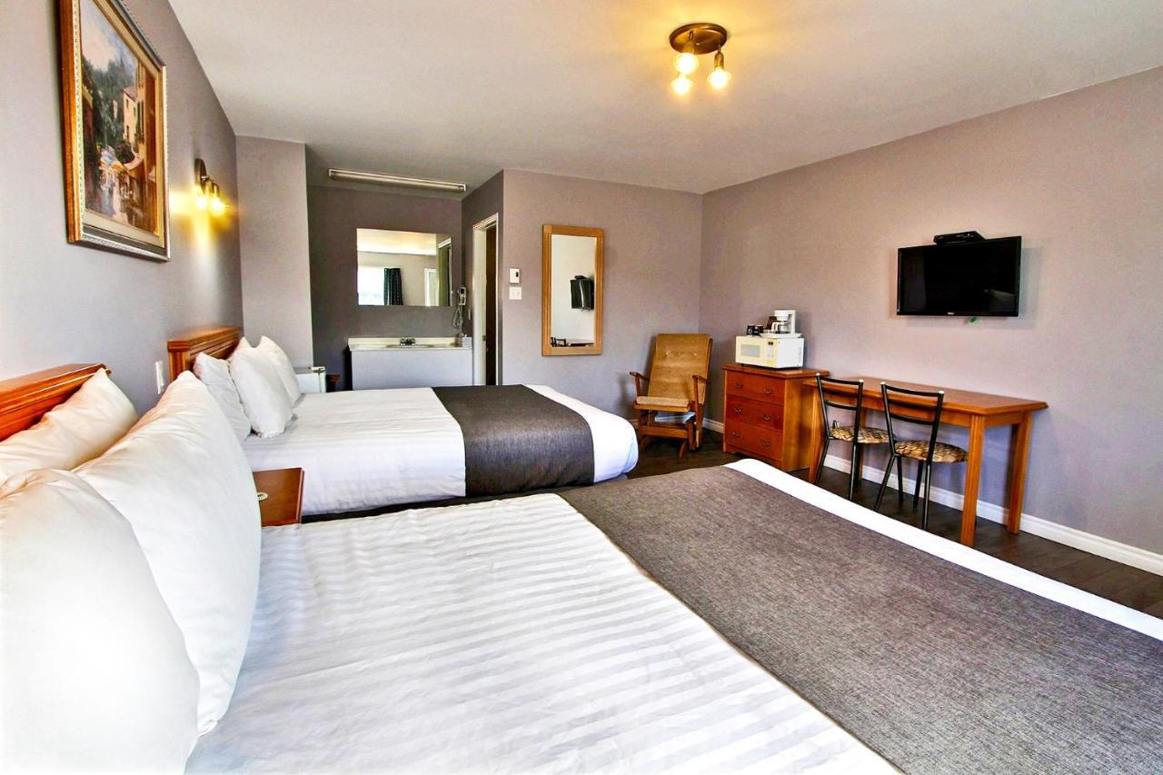 Hotel-Motel La Difference Sainte-Marie Bagian luar foto
