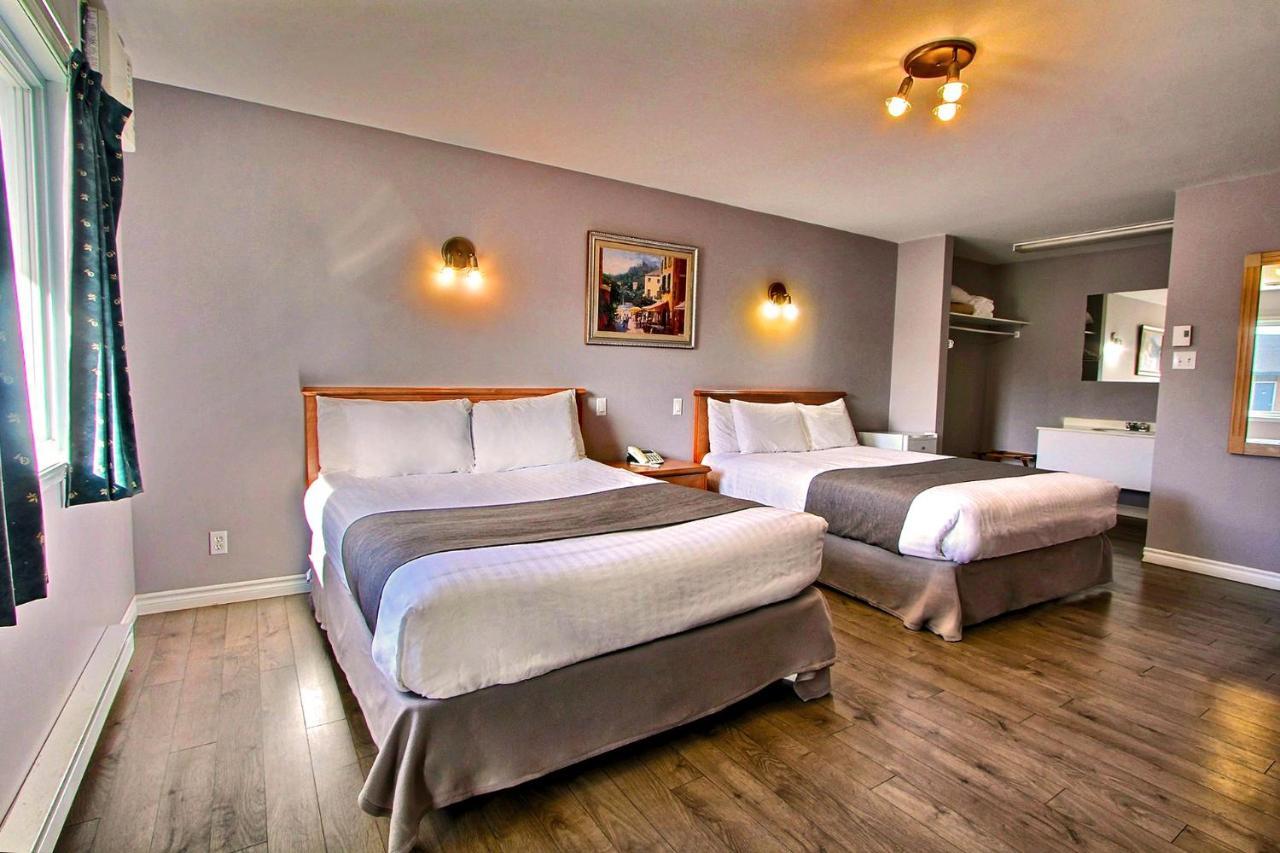 Hotel-Motel La Difference Sainte-Marie Bagian luar foto