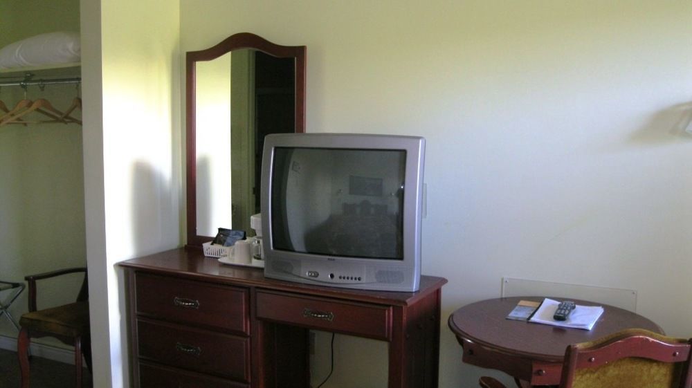 Hotel-Motel La Difference Sainte-Marie Bagian luar foto